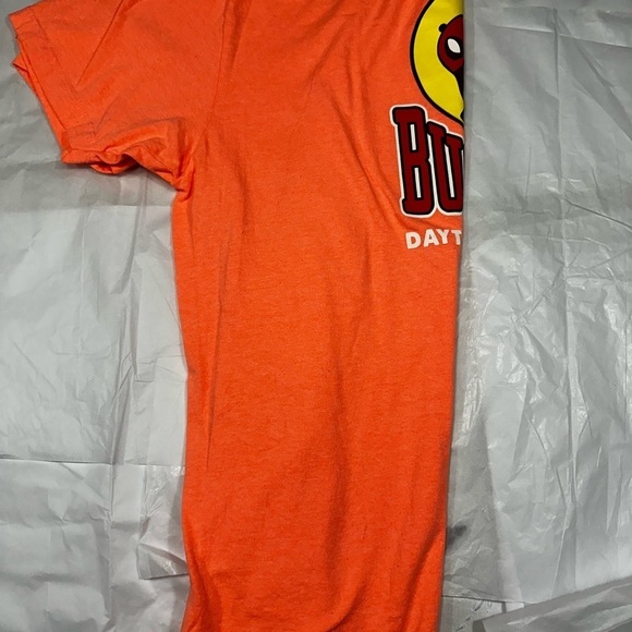 Buc-ee’s Bright Orange tee shirt Unisex - Picture 5 of 5